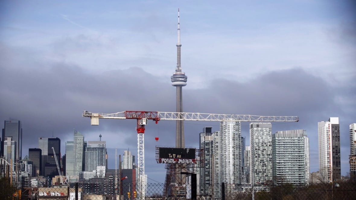 Toronto skyline showing building towers.