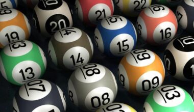 Mayo family syndicate collect their €17 million Lotto jackpot prize