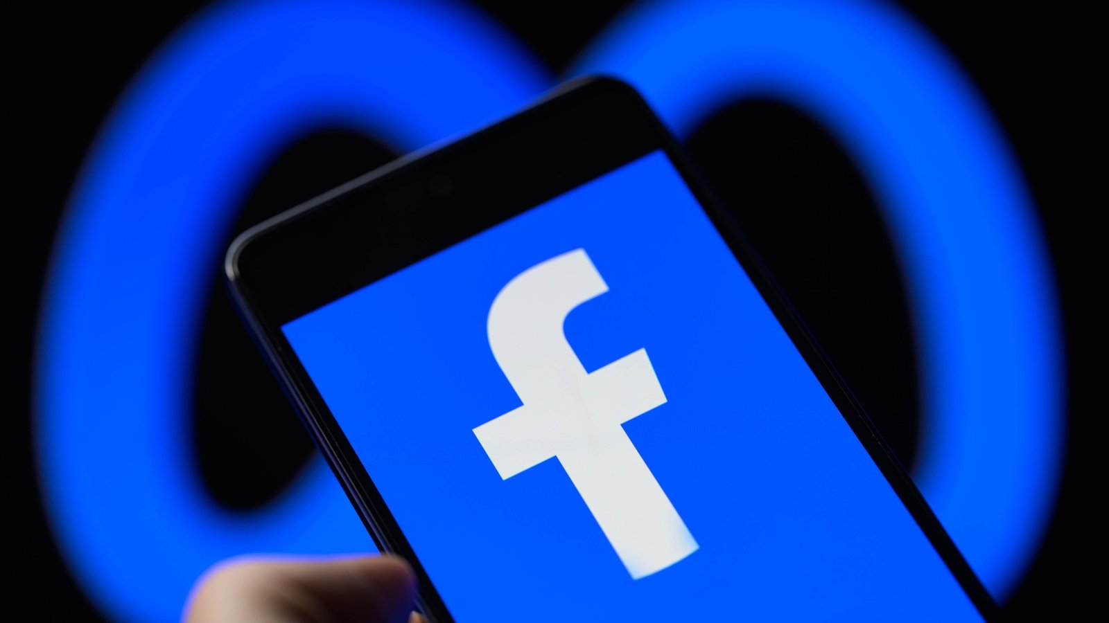 AI videos spreading Áras election misinformation removed