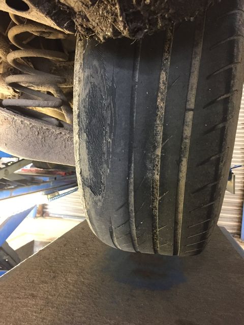 Nearly fully bald tyre