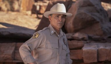 Why mysterious '70s-set police drama Dark Winds is a "must-watch" on Netflix right now