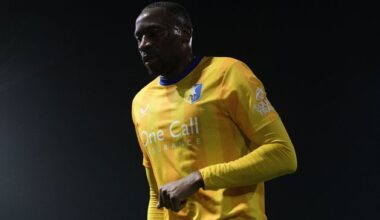 Mansfield player who killed cyclist returns to squad after prison release