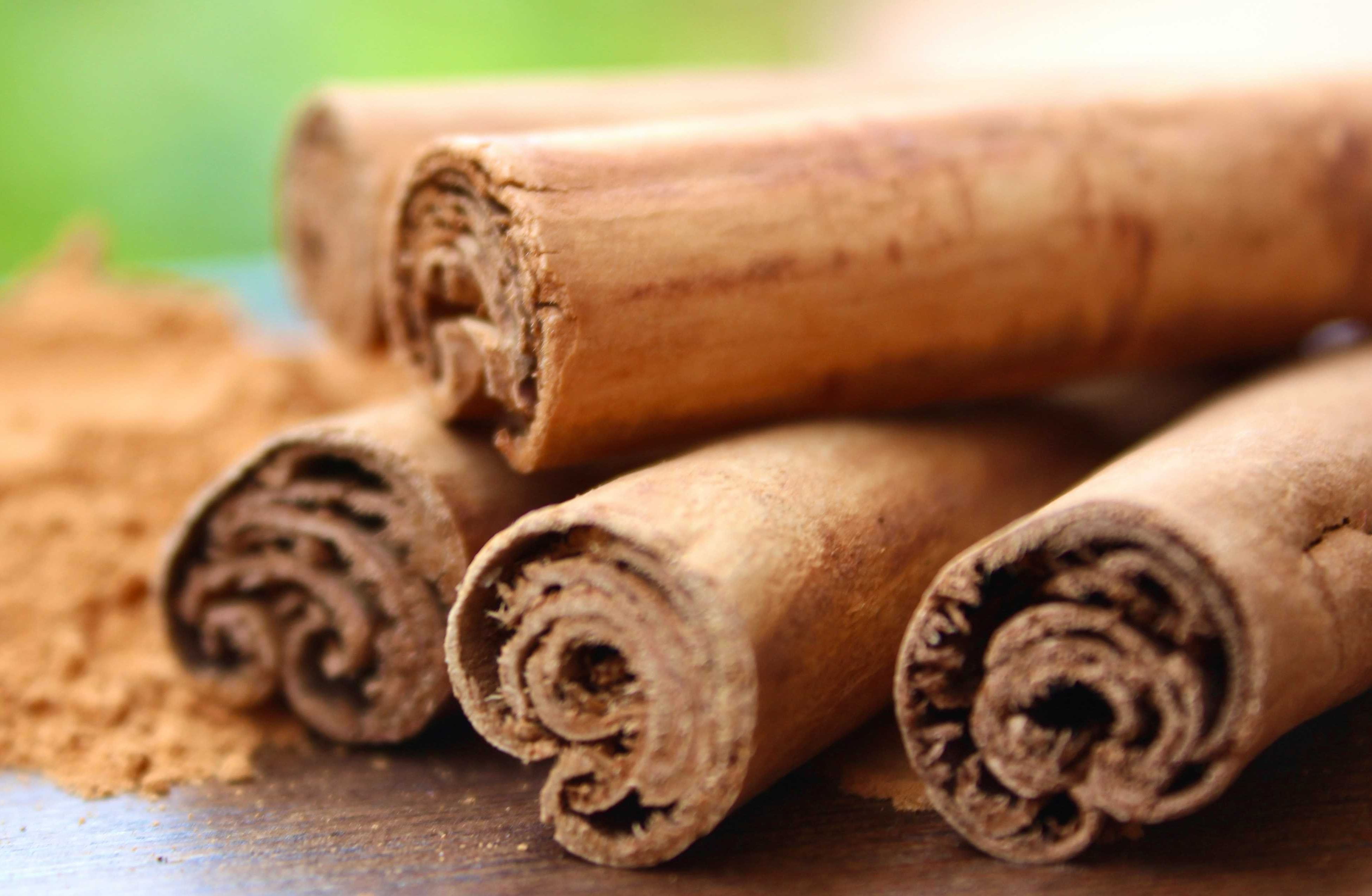 cinnamon, aromatherapy, wellbeing, scents, spices