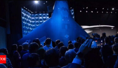 World’s first AI-powered fighter jet designed with no pilot and no runway required | World News