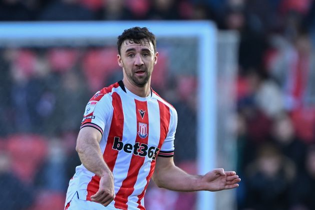 Former Ireland international Enda Stevens training with Shamrock Rovers as he mulls over 2026 return