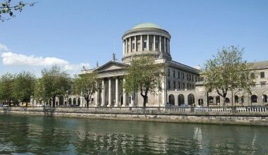 Man paralysed from neck down settles High Court case over treatment