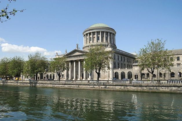 Man paralysed from neck down settles High Court case over treatment