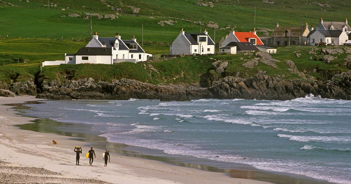 Major internet outage in Tiree after damage to subsea cable