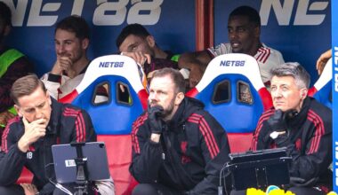 LONDON, ENGLAND - Saturday, September 27, 2025: Liverpool's Alexander Isak looks on from the bench during the FA Premier League match between Crystal Palace FC and Liverpool FC at Selhurst Park. Crystal Palace won 2-1. (Photo by David Rawcliffe/Propaganda)