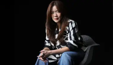 Singaporean actress Rui En detailed her battle with depression in 2024 in a recent Lianhe Zaobao article.