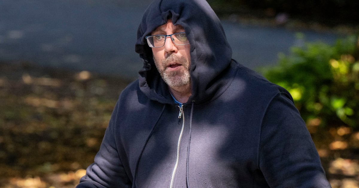 Galway man pleads guilty to threatening to kill Tánaiste Simon Harris and his family – The Irish Times