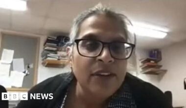 Report finds 'missed opportunities' into Addenbrooke's surgeon