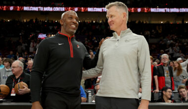 Steve Kerr laments dangers of sports fully embracing gambling – NBC Sports Bay Area & California