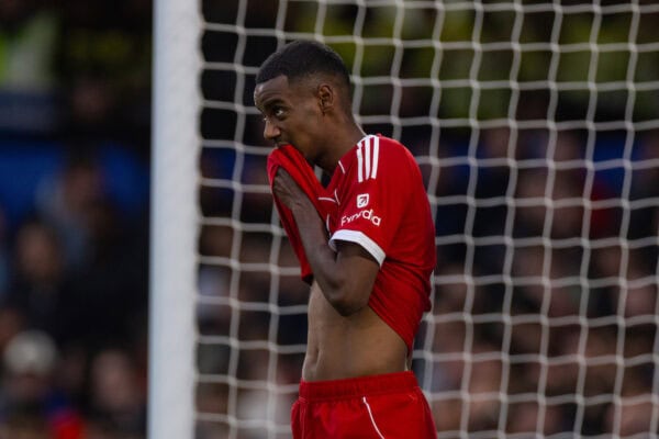 LONDON, ENGLAND - Saturday, October 4, 2025: Liverpool's Alexander Isak during the FA Premier League match between Chelsea FC and Liverpool FC at Stamford Bridge. (Photo by David Rawcliffe/Propaganda)