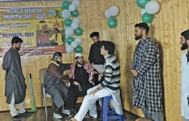 Students use drama and humor to show panic attacks are real and treatable