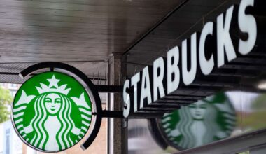 Starbucks Confirms That Baristas Will Start Using AI to Help with Orders