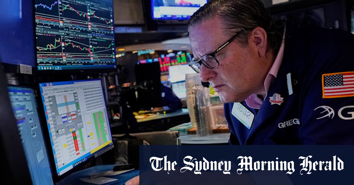 ASX set to rise, tech stocks weigh on Wall Street