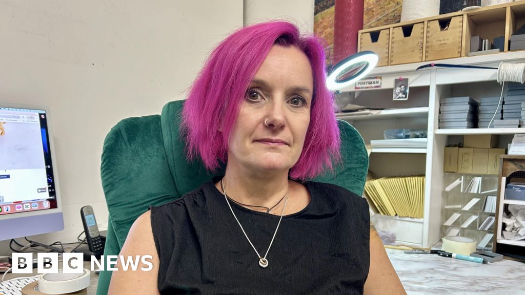 Scarlett Jewellery in Hove contacted by 'AI' firm complainants