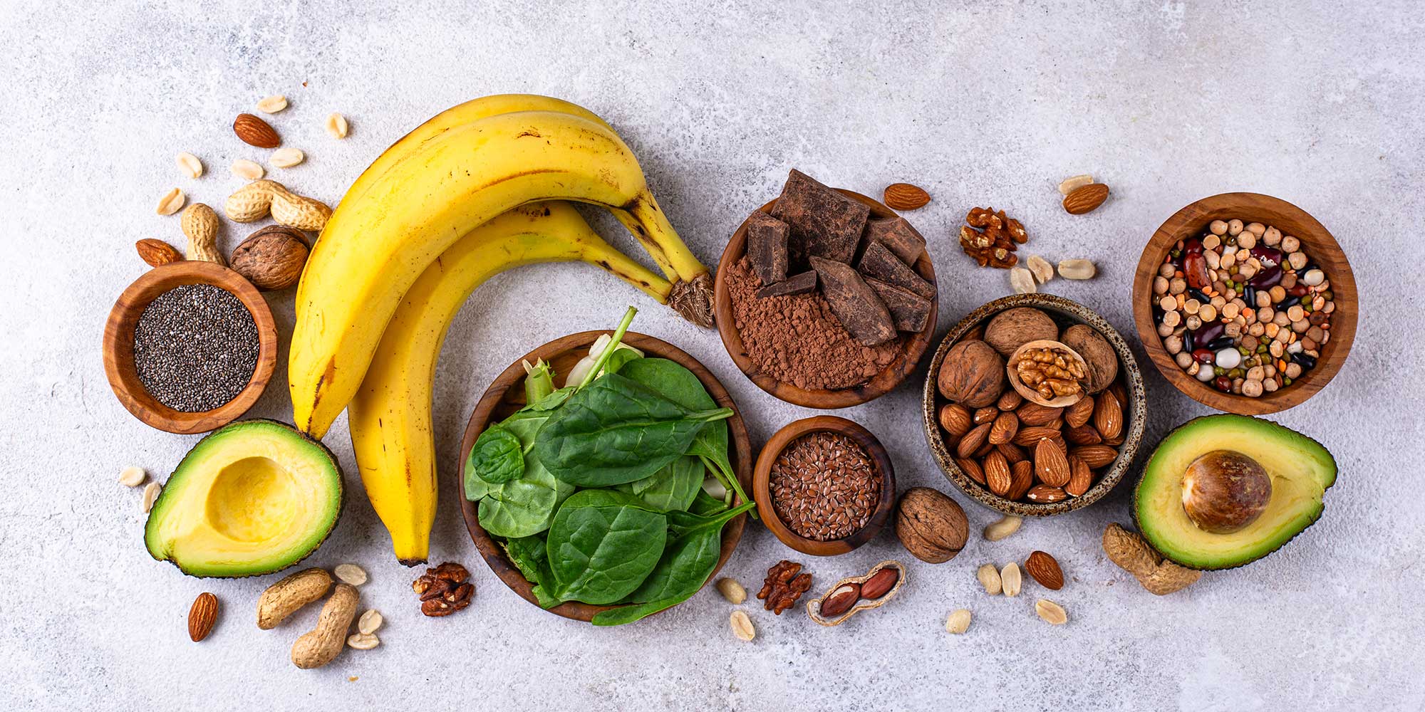 Foods that are rich in magnesium, including bananas and nuts 