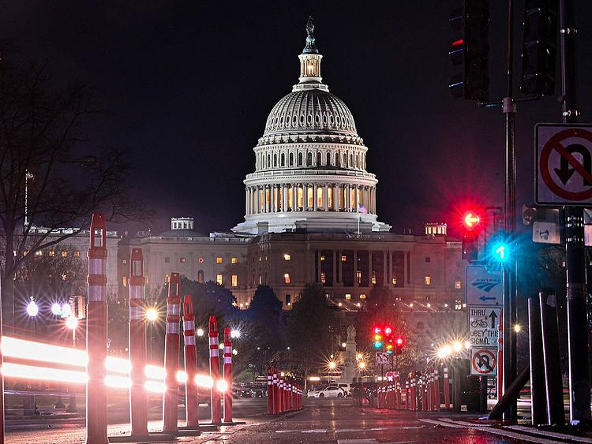 Why a US government shutdown could shake the world economy