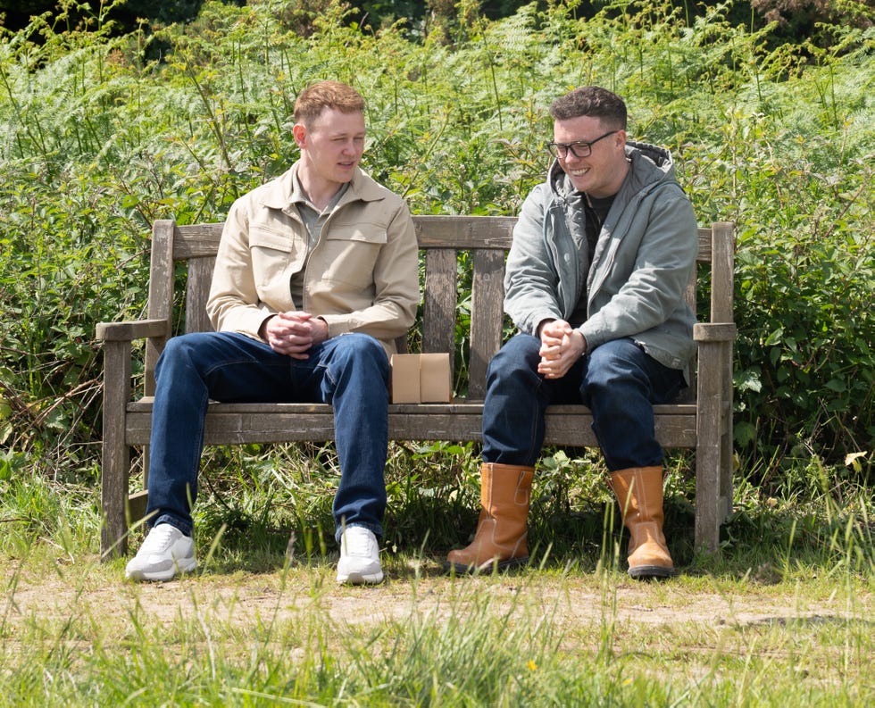 mike, vinny dingle, emmerdale