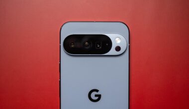 Google Pixel October security patch continues to fix haunting display problems