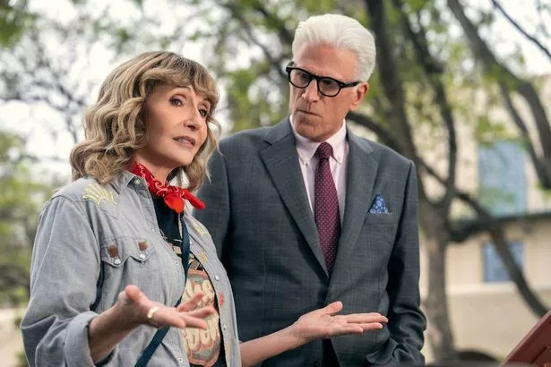 Mary Steenburgen and Ted Danson in Man on the Inside