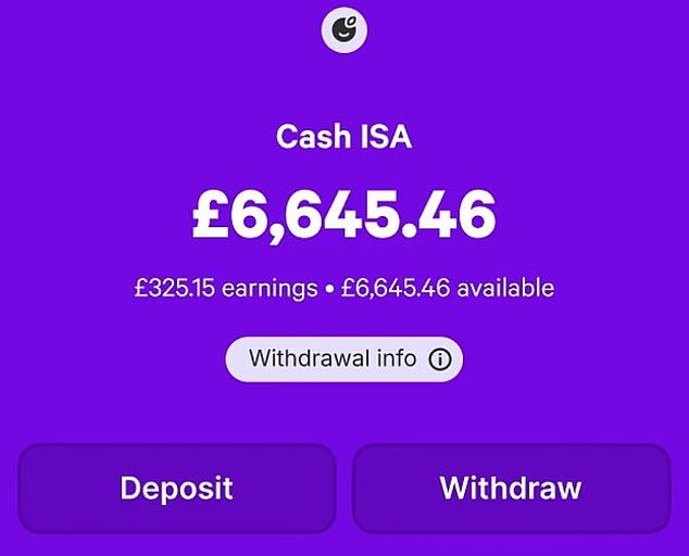 Enjoy festive spending freedom with Plum’s Cash ISA: Earn competitive interest and withdraw anytime, without losing your rewards