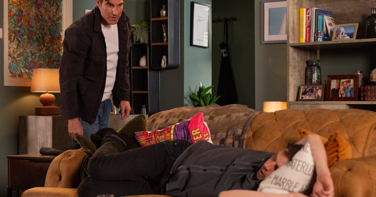 5 Coronation Street spoilers next week: Theo manipulation of Todd intensifies