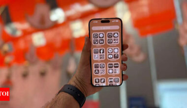 How to know which app is listening to you and tracking your location on iPhone