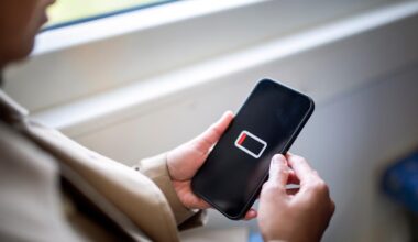 Google is clamping down on Android apps that cause excessive battery drain