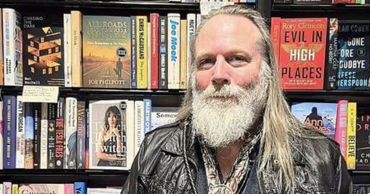 Cork musician Joe Philpott releases memoir