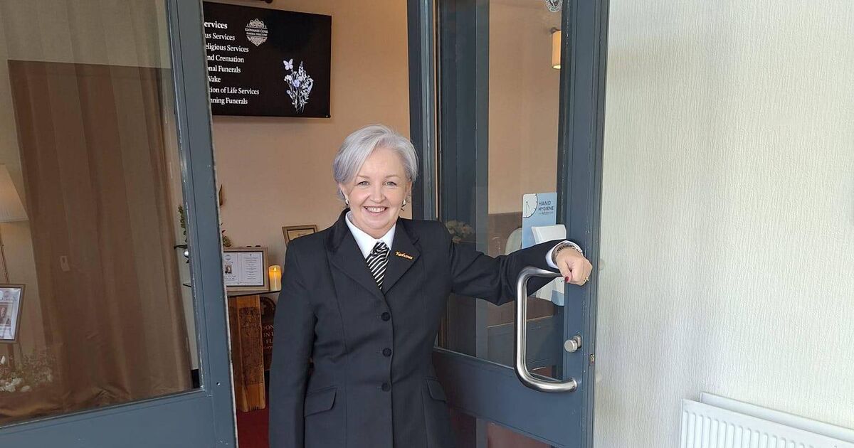 Cork woman begins training to become an embalmer