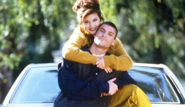 “Beverly Hills, 90210” stars Brian Austin Green and Tiffani Thiessen reunite 30 years after splitting