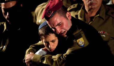 Roya News | "Mental health tsunami" hits 'Israel' as depression, anxiety, addiction rates soar: Report