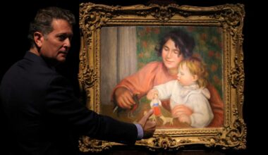 Previously unknown Renoir painting sells for €1.8 million at auction
