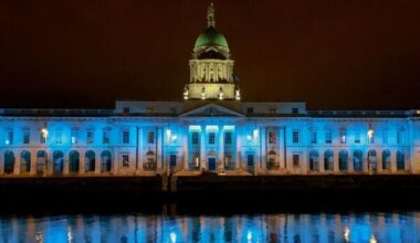 Lit Up for a Cure - Irish Echo Newspaper