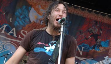 Troy Sanders performing live with Mastodon in 2005