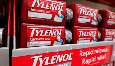 Ken Paxton’s Tylenol Lawsuit Is Off To A Terrible Start