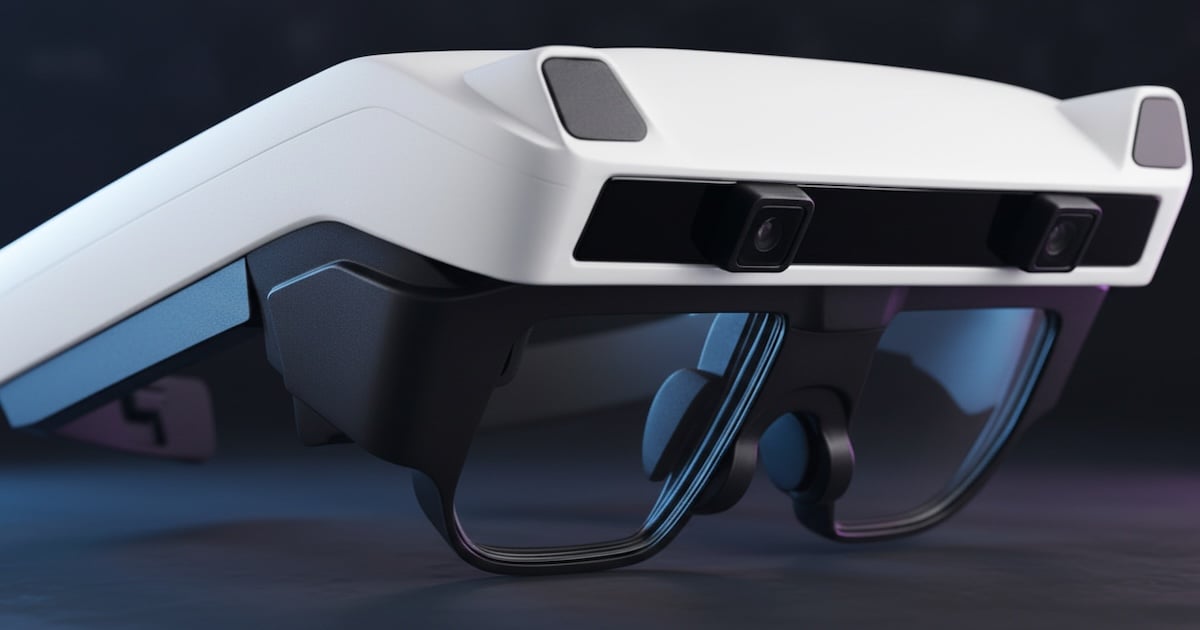 Snke unveils SnkeXR medical AR glasses for healthcare