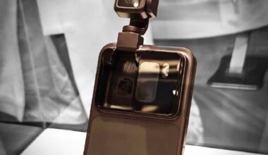 Honor Robot Phone with gimbal camera on robot arm shows up in hands-on photos