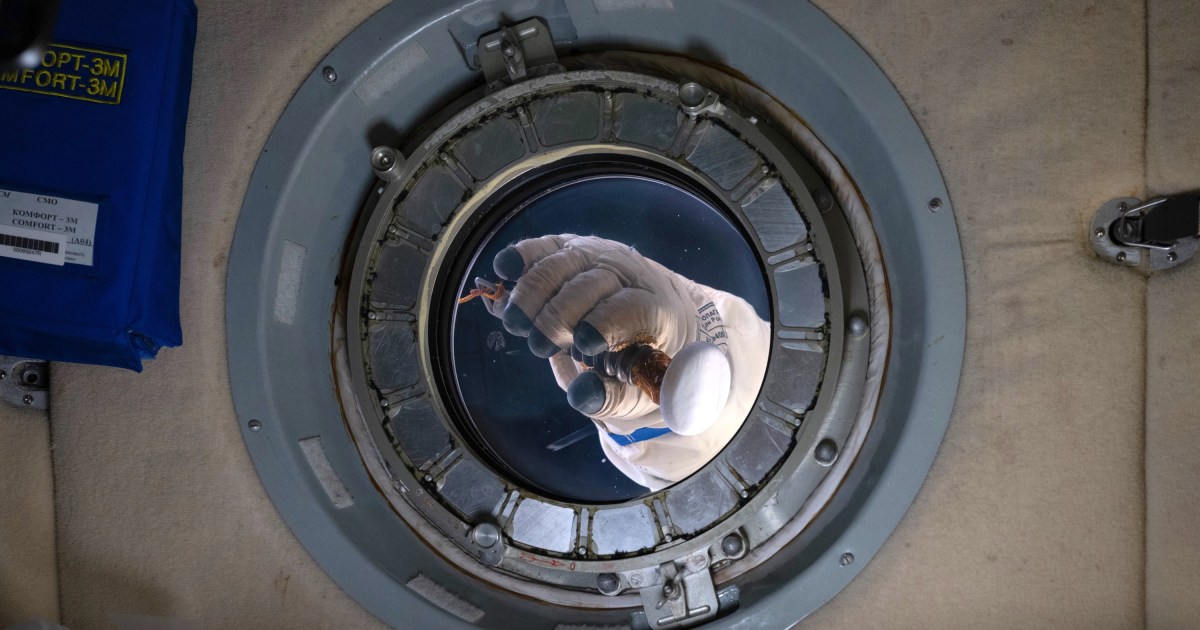 Window cleaning meets the final frontier as cosmonaut gets the sponge out