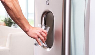 Award-Winning Sculptural Device Makes Water From Air, Not Your Tap