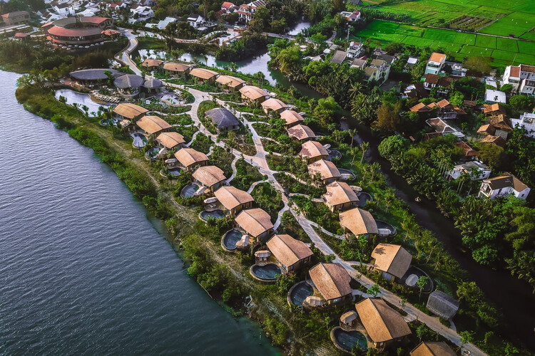 Namia River Retreat / LJ-Group Landscape Architecture + T3 ARCHITECTS - Image 1 of 31