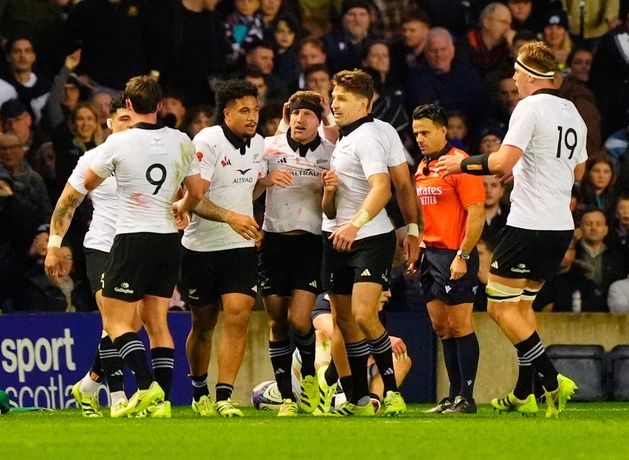 Scotland’s wait to beat New Zealand continues as visitors stave off fightback at Murrayfield