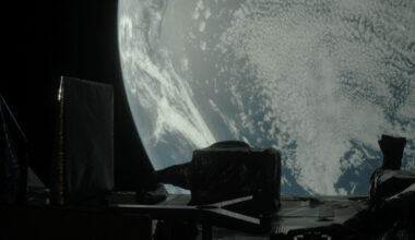 OSIRIS-APEX spacecraft takes selfie with Earth during flyby