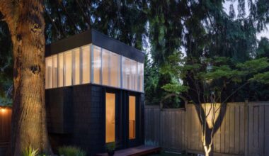 This 110-Sq.Ft. Backyard Studio Was Transformed Into A Work, Family, and Everyday Space