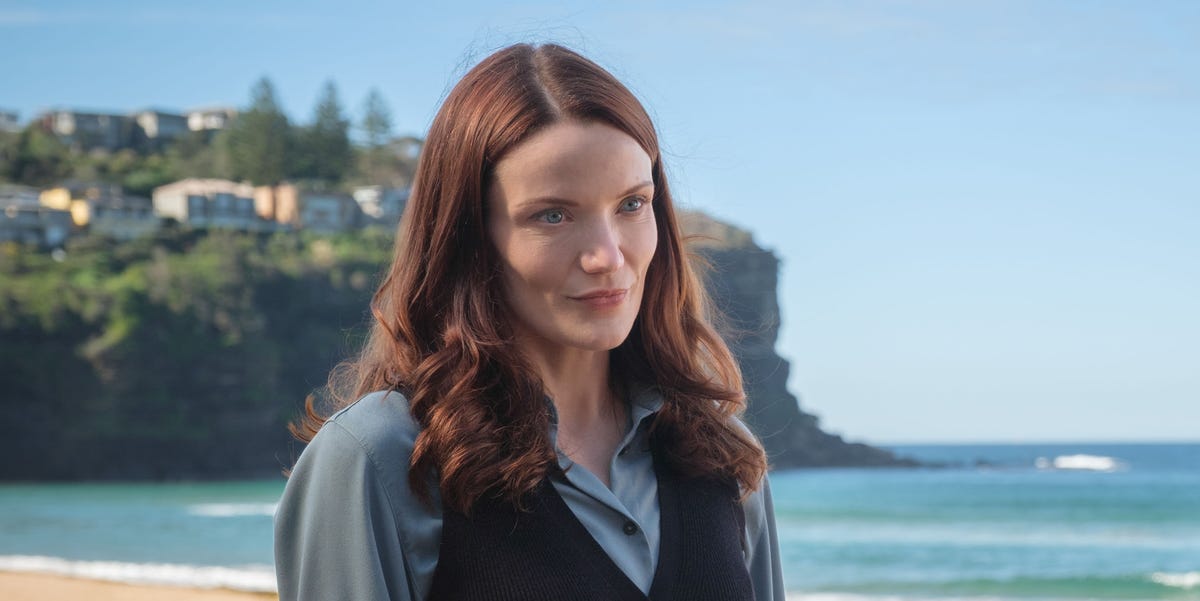 Return to Paradise star talks Christmas-special Death in Paradise crossover