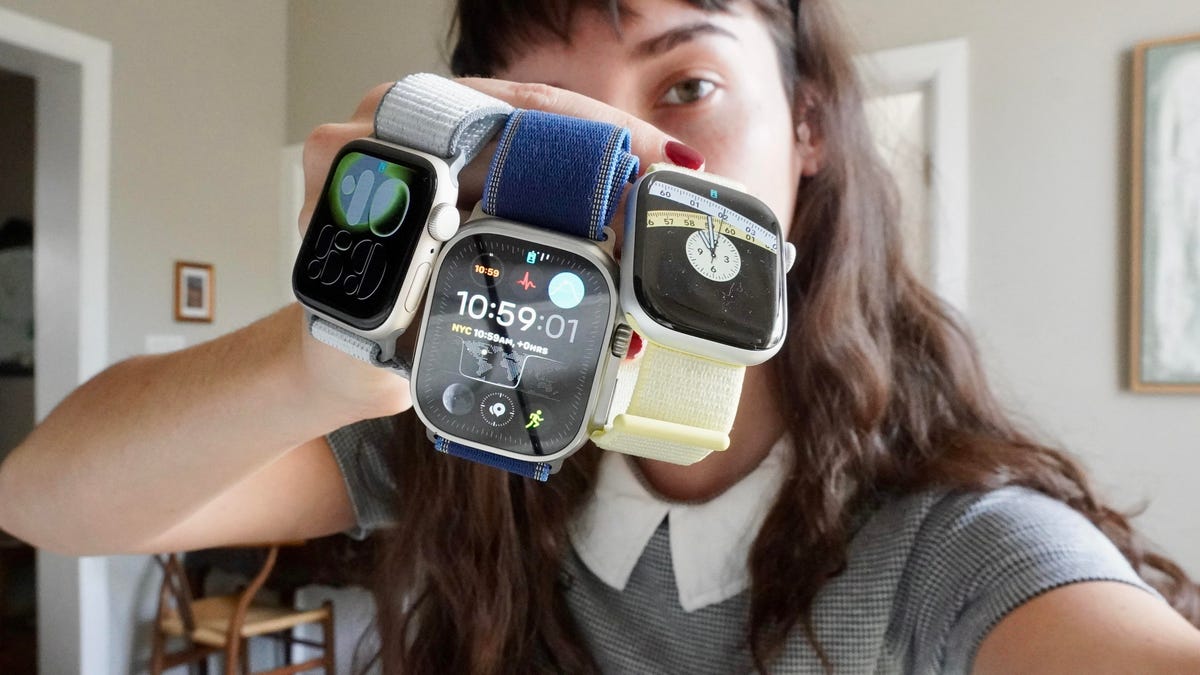 Thousands of readers bought this smartwatch this year (it's not from Apple, Samsung, or Google)