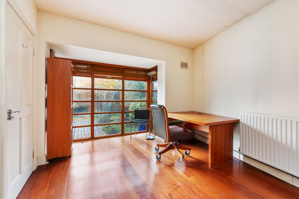 A seating area in 33b Daniel Street, Portobello, Dublin 8